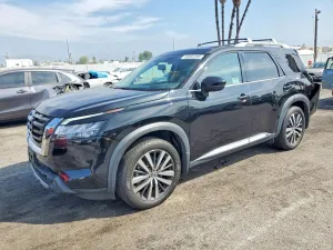 Nissan Pathfinder 3.5L 6 2022