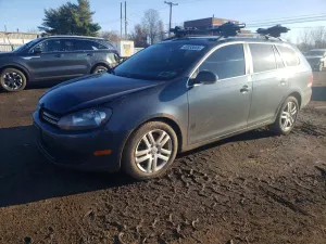 Volkswagen Jetta 2.0L 4 2010