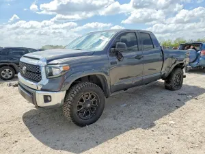 Toyota Tundra 5.7L 8 2021