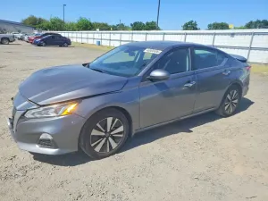 Nissan Altima 2.5L 4 2022