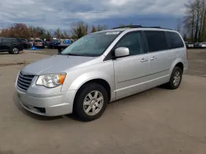 Chrysler Town & Country 3.8L 6 2010