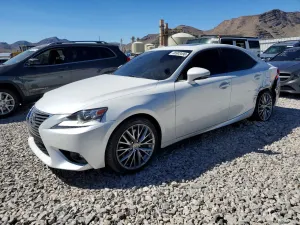 Lexus IS 2.0L 4 2016