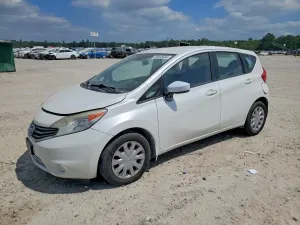 Nissan Versa 1.6L 4 2015