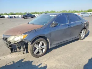 Toyota Camry 2.5L 4 2014