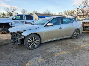 Nissan Altima 2.5L 4 2020