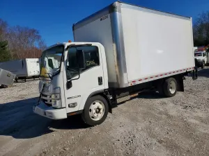 Isuzu NPR 6.6L 8 2024