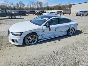 Audi A5 2.0L 4 2022