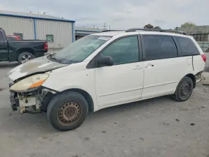 Toyota Sienna 3.3L 6 2006
