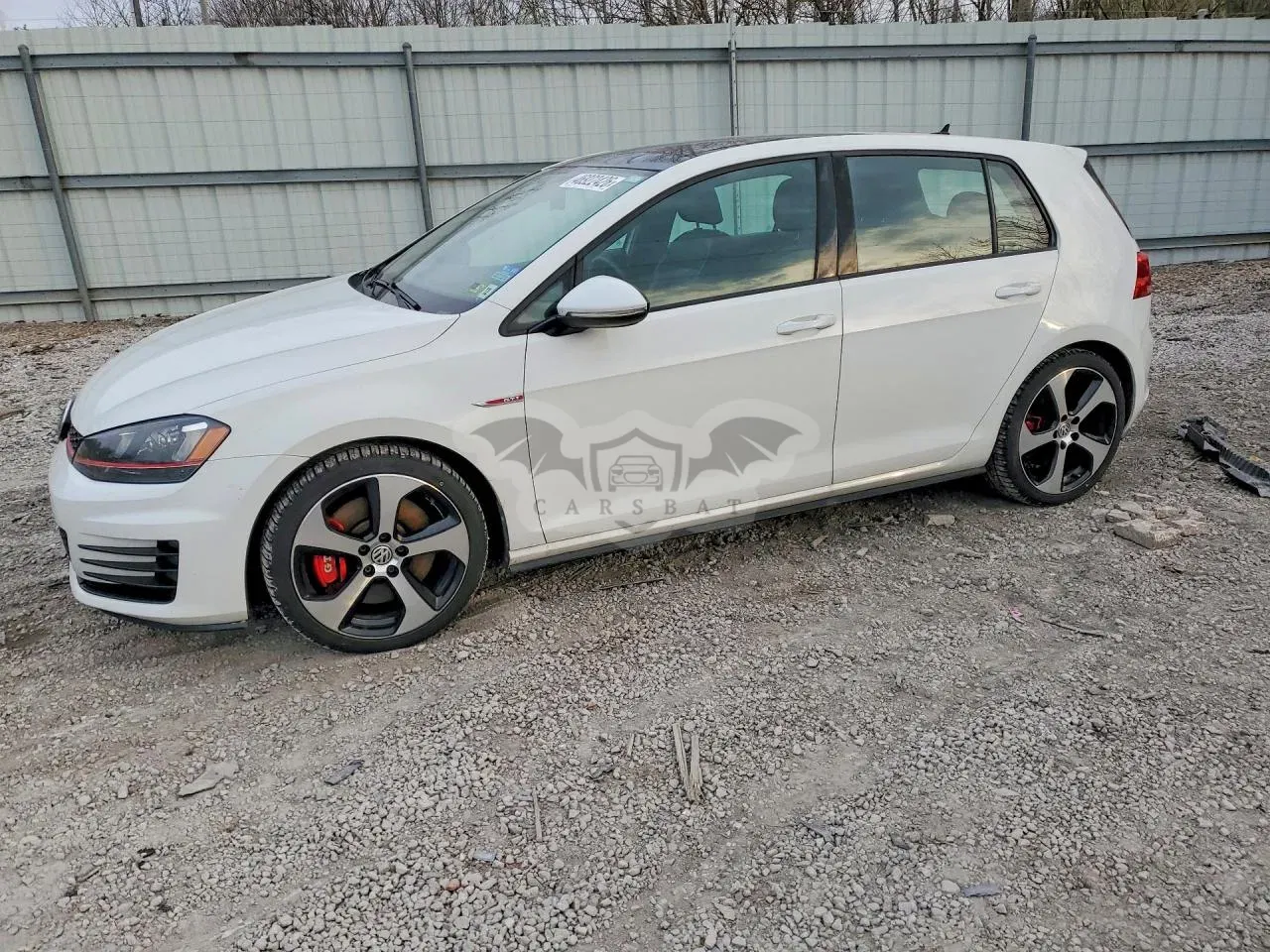 Volkswagen Golf 2L 4 2016