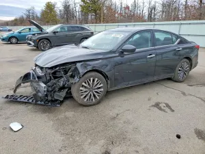 Nissan Altima 2.5L 4 2025