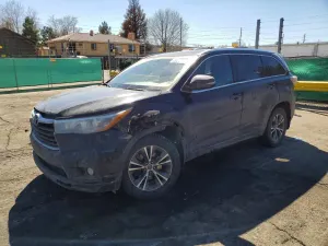 Toyota Highlander 3.5L 6 2016