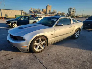 Ford Mustang 5.0L 8 2011
