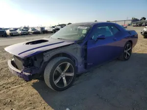 Dodge Challenger 5.7L 8 2014