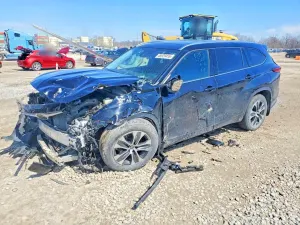 Toyota Highlander 3.5L 6 2021