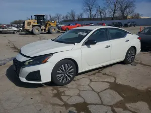 Nissan Altima 2.5L 4 2025
