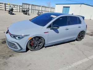 Volkswagen Golf 2.0L 4 2024