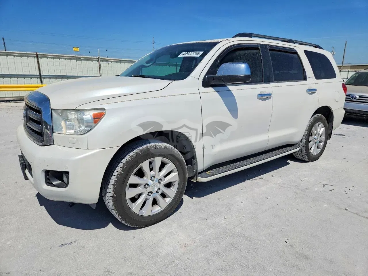 Toyota Sequoia 5.7L 8 2016