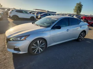 Nissan Altima 2.0L 4 2022