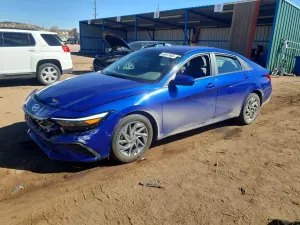 Hyundai Elantra 2.0L 4 2024