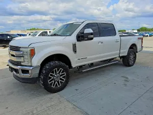 Ford F-250 6.7L 8 2017