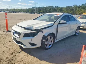 Mercedes-Benz CLA 2.0L 4 2015