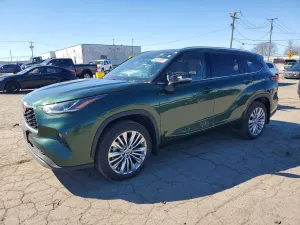 Toyota Highlander 2.4L 4 2023