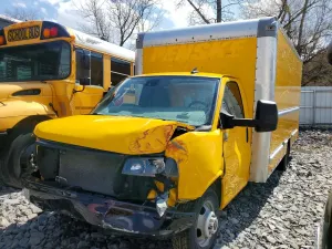 GMC Savana 6.6L 8 2021