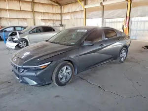 Hyundai Elantra 2.0L 4 2024