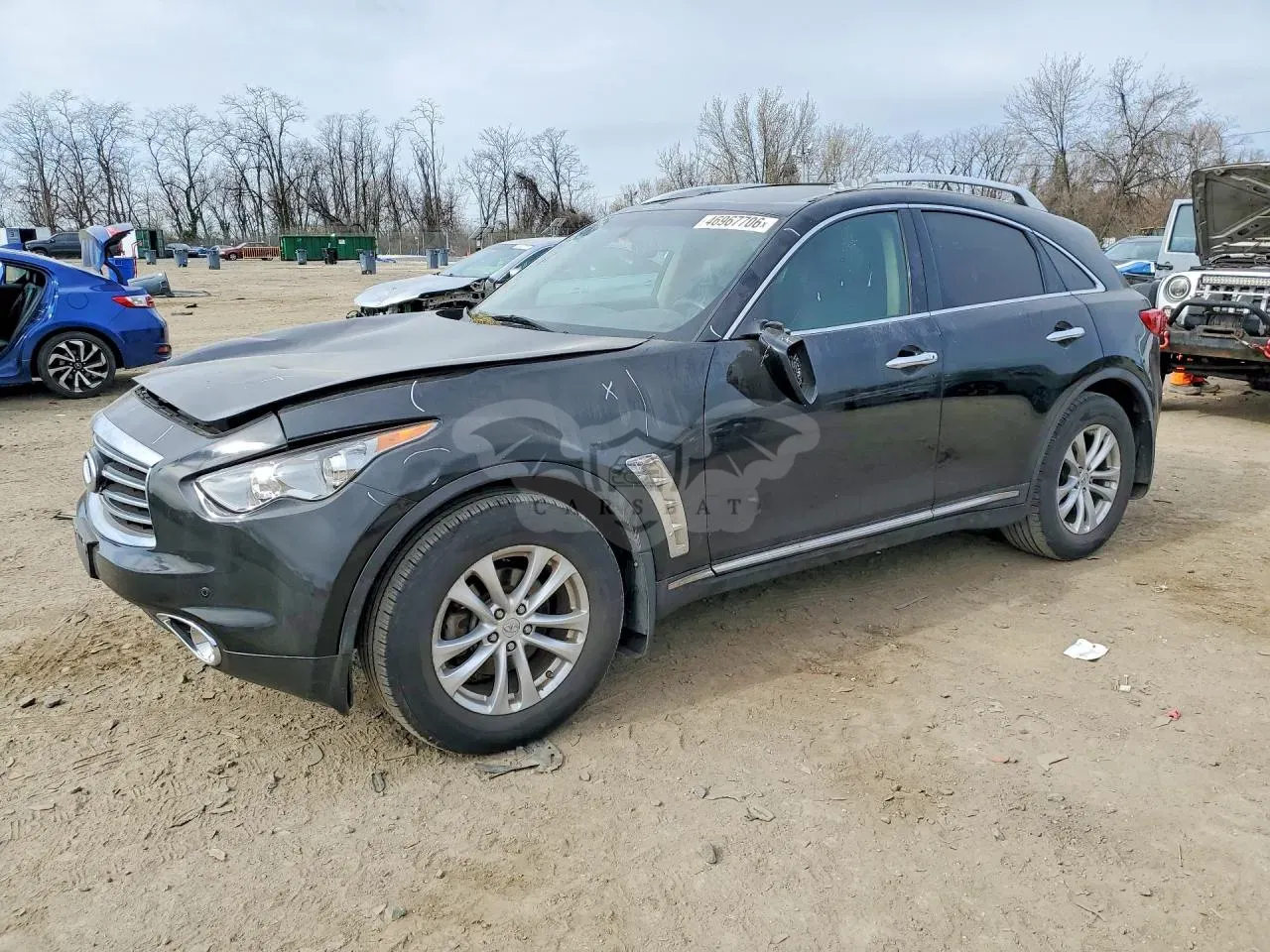 Infiniti QX70 3.7L 6 2015