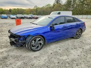 Hyundai Elantra 2.0L 4 2024
