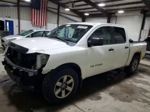 Nissan Titan 5.6L 8 2011
