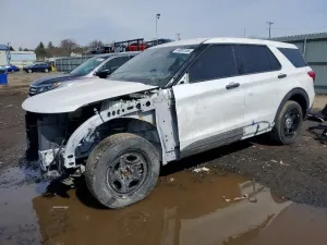 Ford Explorer 3.3L 6 2022