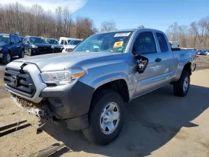 Toyota Tacoma 2.7L 4 2021