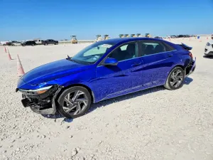 Hyundai Elantra 2.0L 4 2024