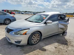 Nissan Altima 2.5L 4 2015