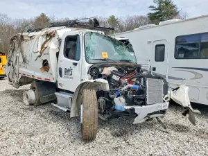 Freightliner Business Class M2 6.7L 6 2026