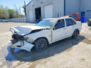 Volvo S70 2.4L 5 1998