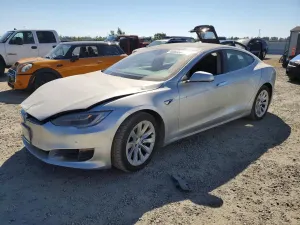 Tesla Model S 2017