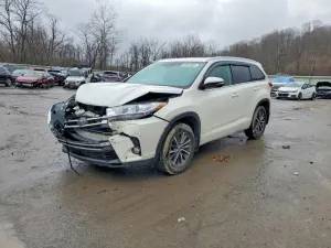 Toyota Highlander 3.5L 6 2018