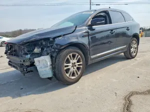 Volvo XC60 2.0L 4 2015