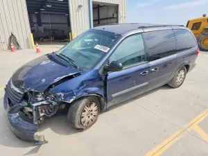 Chrysler Town & Country 3.3L 6 2007
