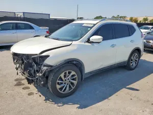 Nissan Rogue 2.5L 4 2015
