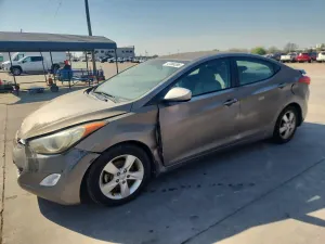 Hyundai Elantra 1.8L 4 2013