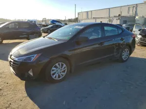 Hyundai Elantra 2.0L 4 2020