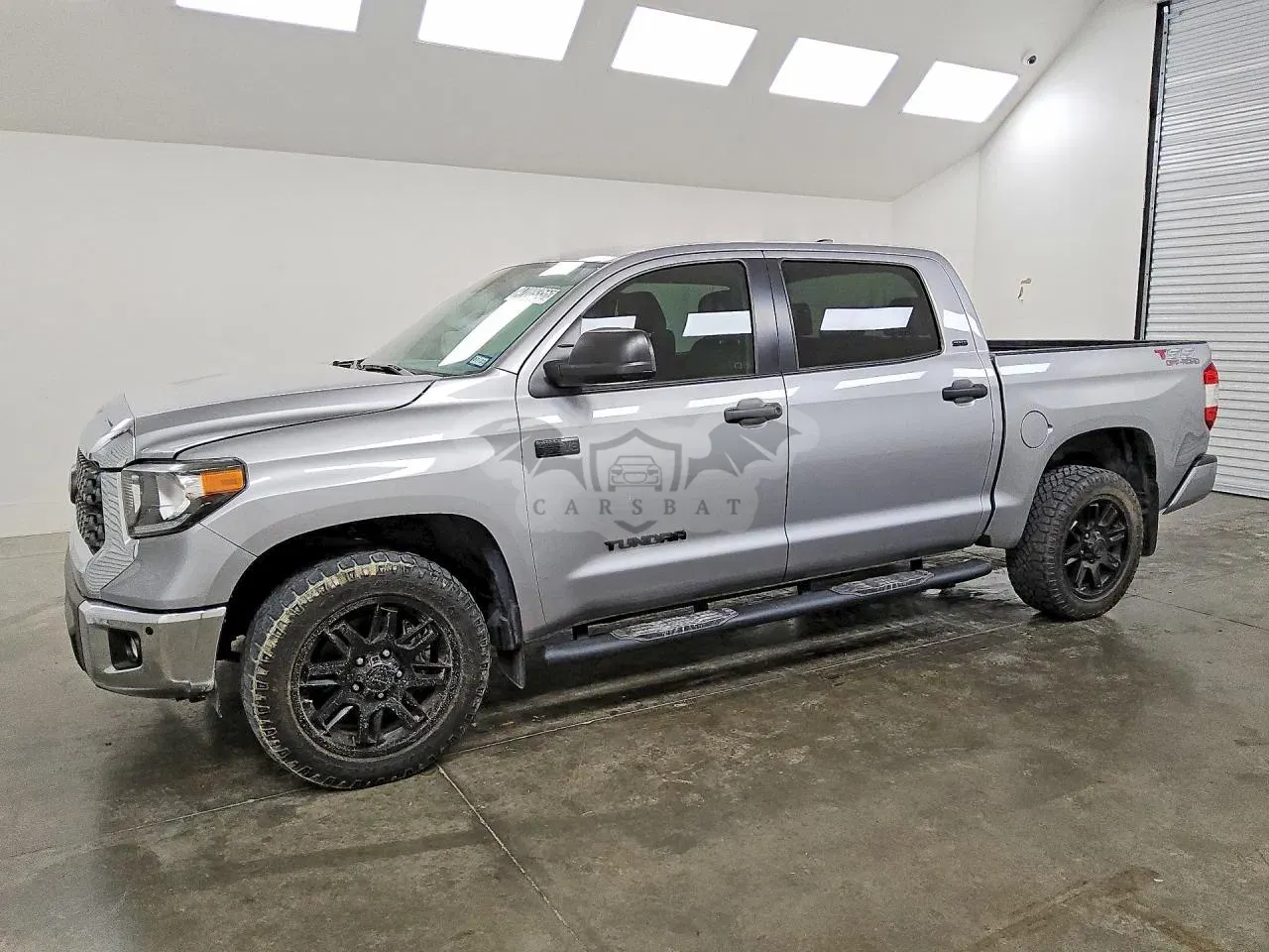 Toyota Tundra 5.7L 8 2021
