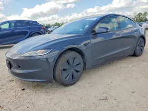 Tesla Model 3 2025