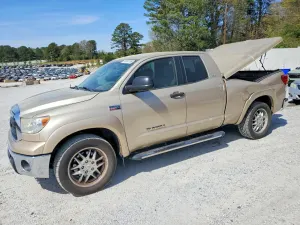 Toyota Tundra 5.7L 8 2010