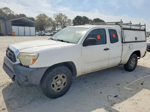 Toyota Tacoma 2.7L 4 2015