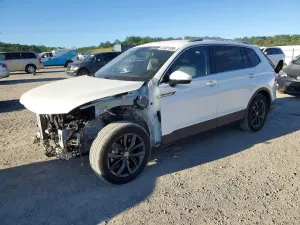 Volkswagen Tiguan 2.0L 4 2024