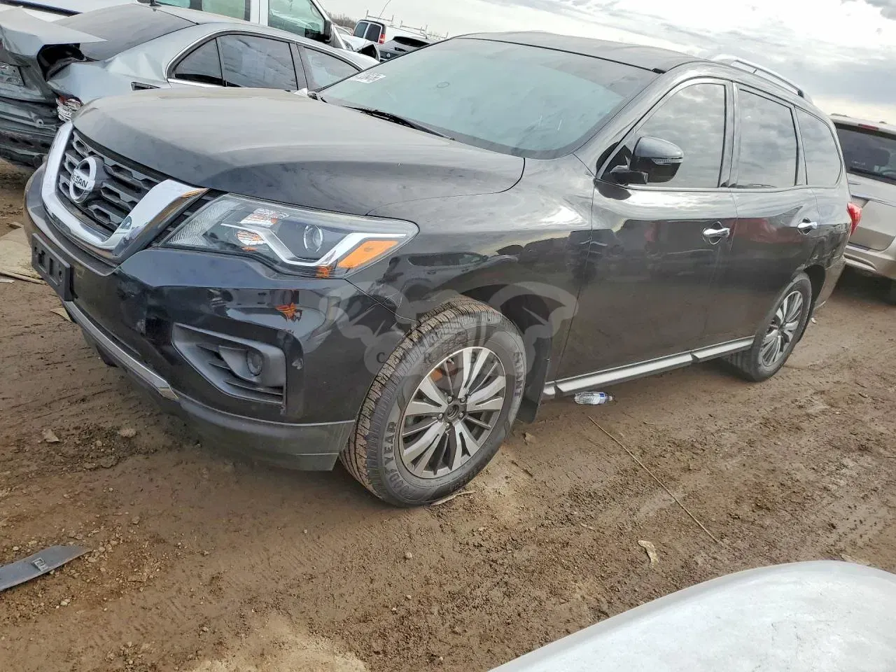 Nissan Pathfinder 3.5L 6 2017